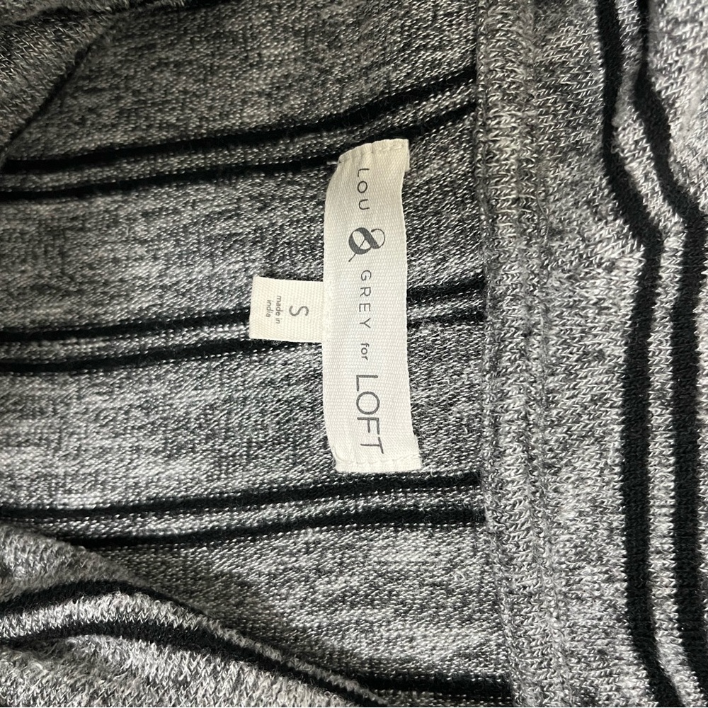 Lou & Grey Gray Striped Blouse - Picture 3 of 8
